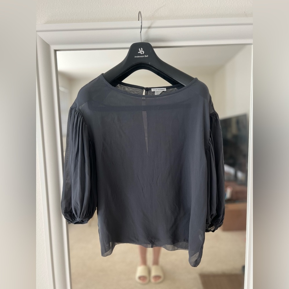 Club Monaco 100% silk blouse NWOT